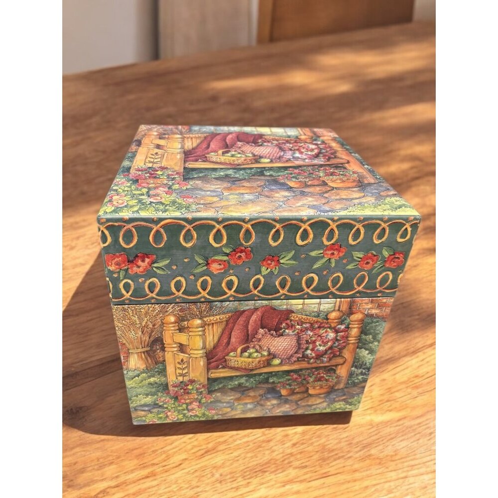 Bob's Boxes Primitives Set of 1 with lids "Home Sweet Home" 9x9x9